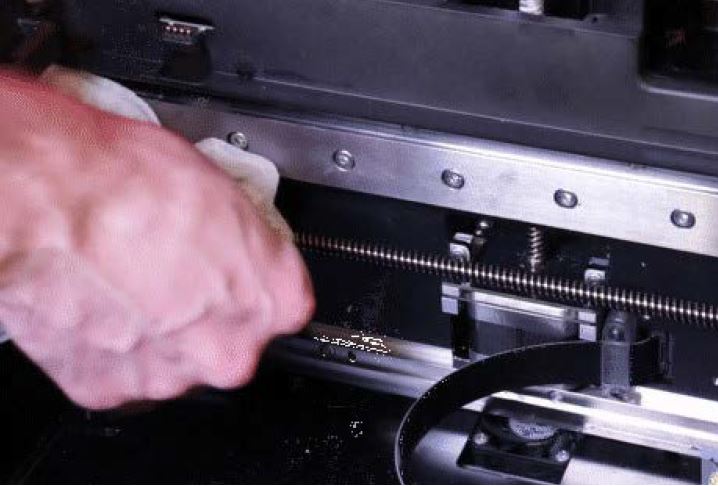 X-asix lead screw cleaning.JPG